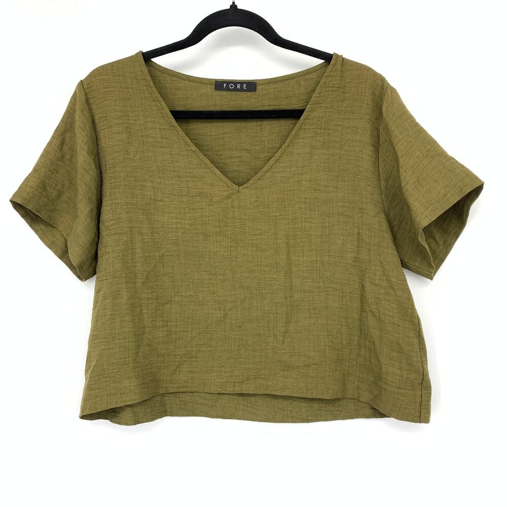 Fore V-Neck Cropped Short Sleeve Top Womens Size Medium Olive Green
